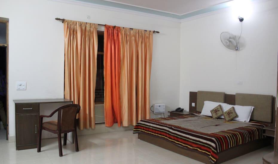 רישיקש Prasanna Inn מראה חיצוני תמונה